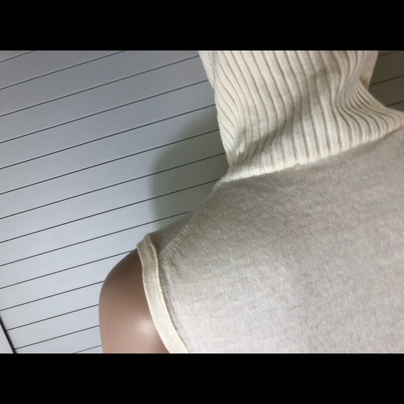 CIVIDINI merino mock neck sleeveless sweater - Picture 7 of 9